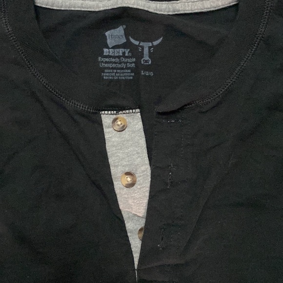 ๐ฎ Hanes Beefy Button Down Shirt - Like New! Size Large Mens. - Picture 2 of 3